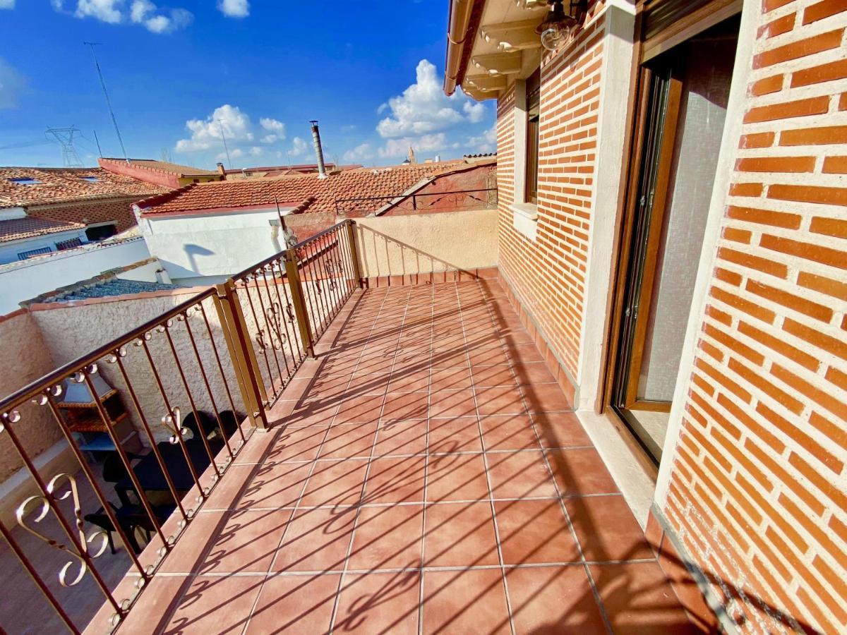 La Parada De Jimena-Casa Rustica Rodeada De Bodegas En Rueda Εξωτερικό φωτογραφία