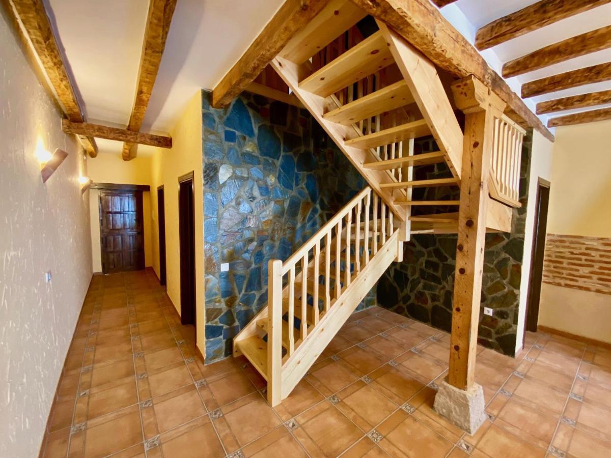 La Parada De Jimena-Casa Rustica Rodeada De Bodegas En Rueda Εξωτερικό φωτογραφία