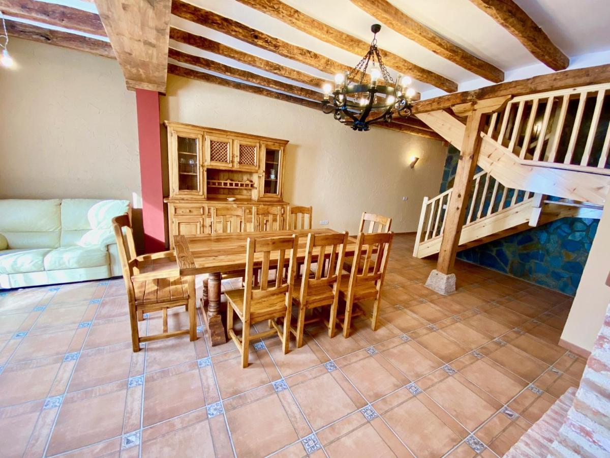 La Parada De Jimena-Casa Rustica Rodeada De Bodegas En Rueda Εξωτερικό φωτογραφία